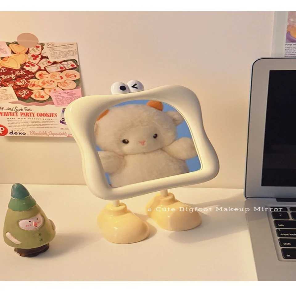 Desktop Makeup Glass Creative Cartoon Makeup Mirror Dormitory Dressing Mirror Big Foot Tabletop Mirror For Teens Room H260324
