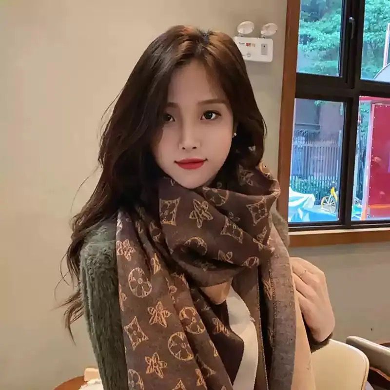Cashmere Scarf Women's Style High-end Floral Wool Shawl Designer Scarf Outdoor Sports Warm Shawl Fashionable And Luxurious Combination
