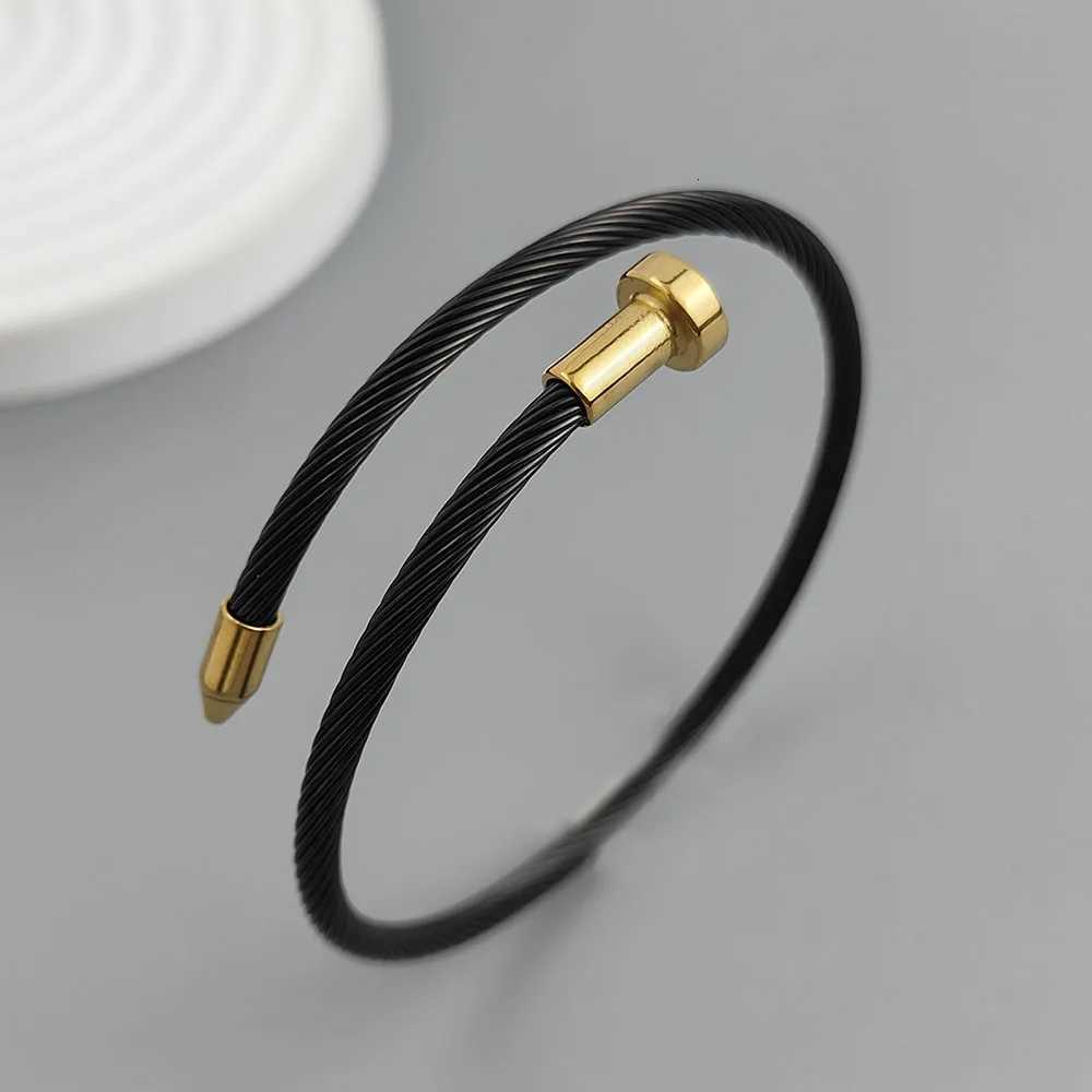 Charming gold-plated 18K stainless steel thorn womens high quality waterproof jewelry wedding party gift H260323 - view 5
