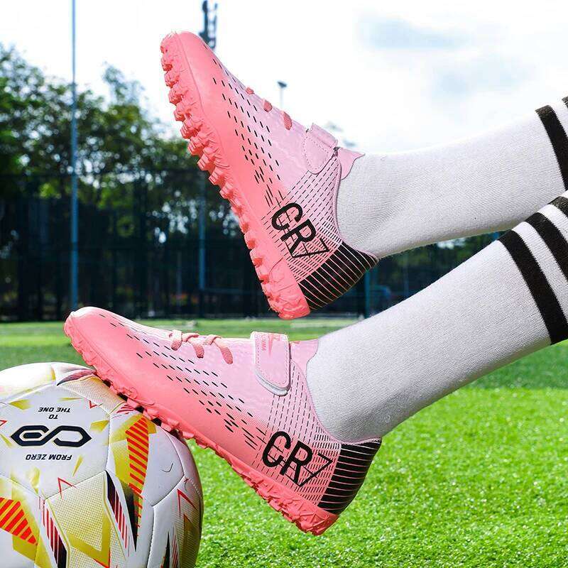 New Hot Children Boots Outdoor Trainers Soccer Shoes for Kids Boys Girls Hook Loop Football Cleats Futsal Sneakers28-39 26L0324