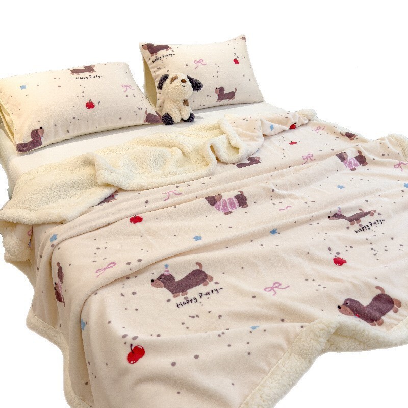 Thickened winter lamb wool milk office nap blanket, coral fleece shawl, small quilt, sofa blanket