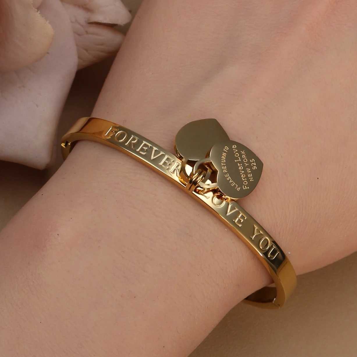 XB999 Hot Classic Stainless Steel Gold Color Bangles Jewelry Fine Double Peach Heart Female H260323 - view 6