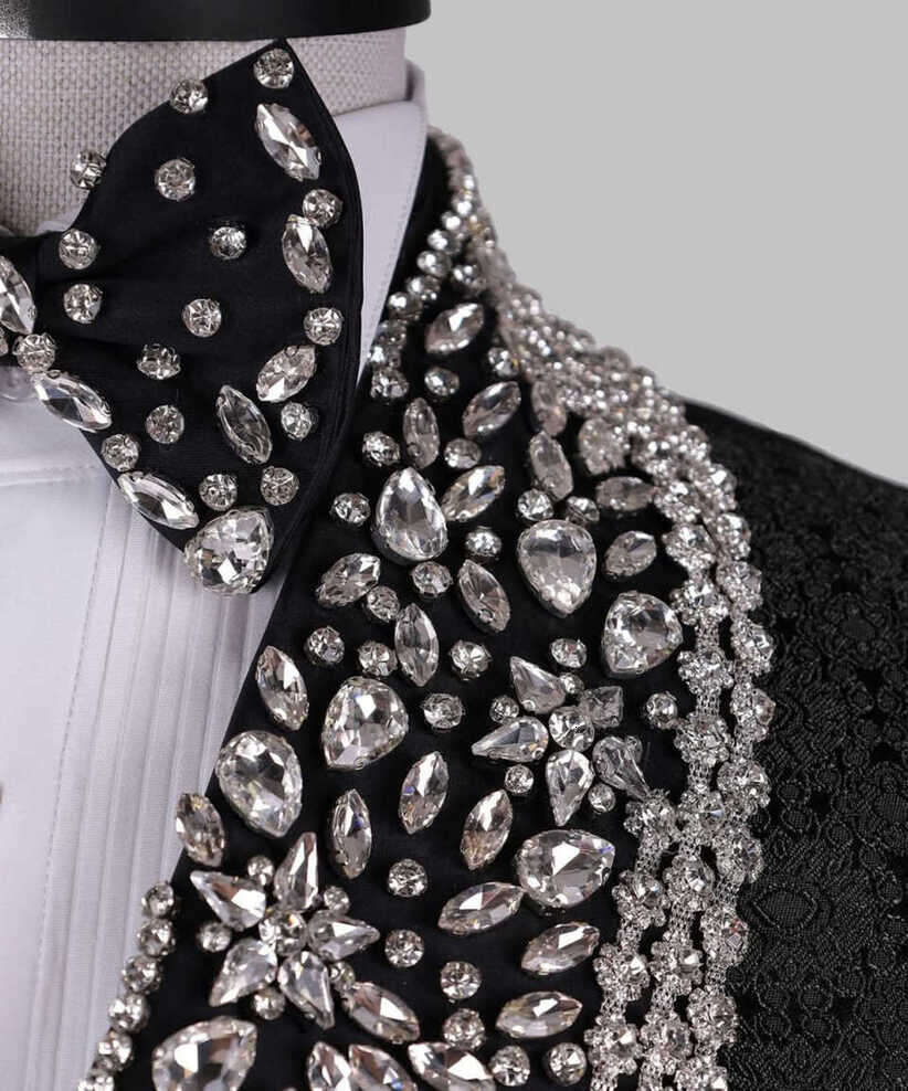 Exquisite Crystal Wedding Tuxedos 2 Piece Set Jacket Pants Jacqusrd Men Suit Shawl Lapel Customized Groom Wear Party Suits