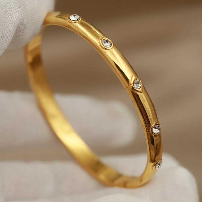 316L Classic Stainless Steel Metal Crystal Bangles for Women for Women Elegant Simple Bangle Wrist Jewelry H260323 - view 5