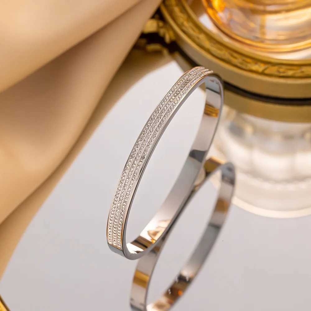 Stainless Steel Shiny Zircon Bangles for Women Girls Trendy Classic Can Open Accessories Jewelry Accessories Gifts H260323 - view 5