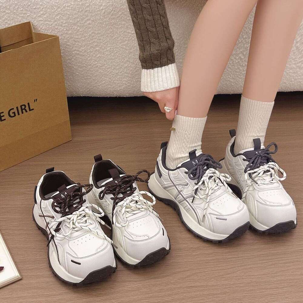 Retro dopamine brown thick-soled height-increasing dad with double shoelaces, versatile and lightweight casual women's shoes for spring 2026