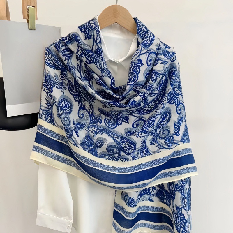Soft-textured Geometric Pattern Women's Scarf Headscarf Fashionable Multi-functional Beach Towel In A Resort Style Designer Scarf