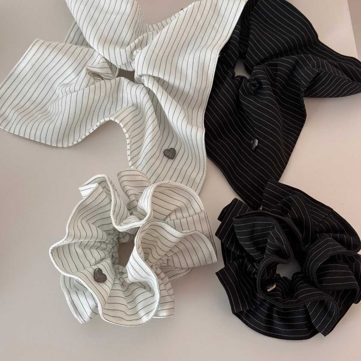 1pc Korean-style striped dotted metal heart hair tie elegant womens high-end square scarf hair band large hair tie H260324