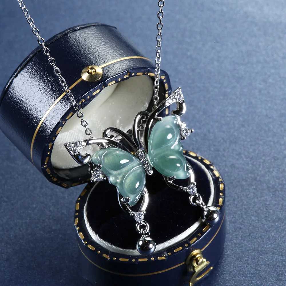 18K Gold Inlaid Natural Hazardous Material Blue Water Jade Butterfly Pendant for Summer Fresh Platinum PT950 Collarbone Chain H260324 - view 3