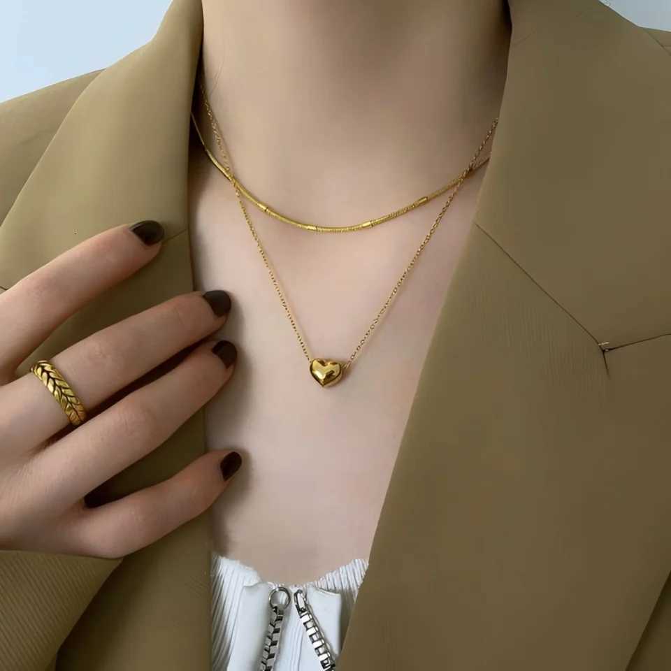 Fashion Minimalist 316L Stainless Steel Heart Shaped Pendant Necklace 18k Plated Gold Charm Jewelry Gift for Women H260324 - view 5