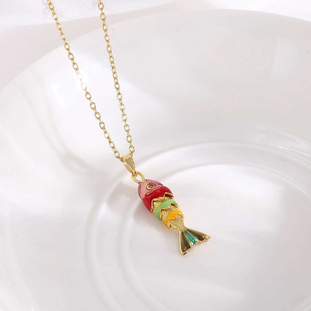 Elegant Stainless Steel Small Fish Necklace for Women Fashionable Colorful Marine Creature Pendant Jewelry H260324 - view 3
