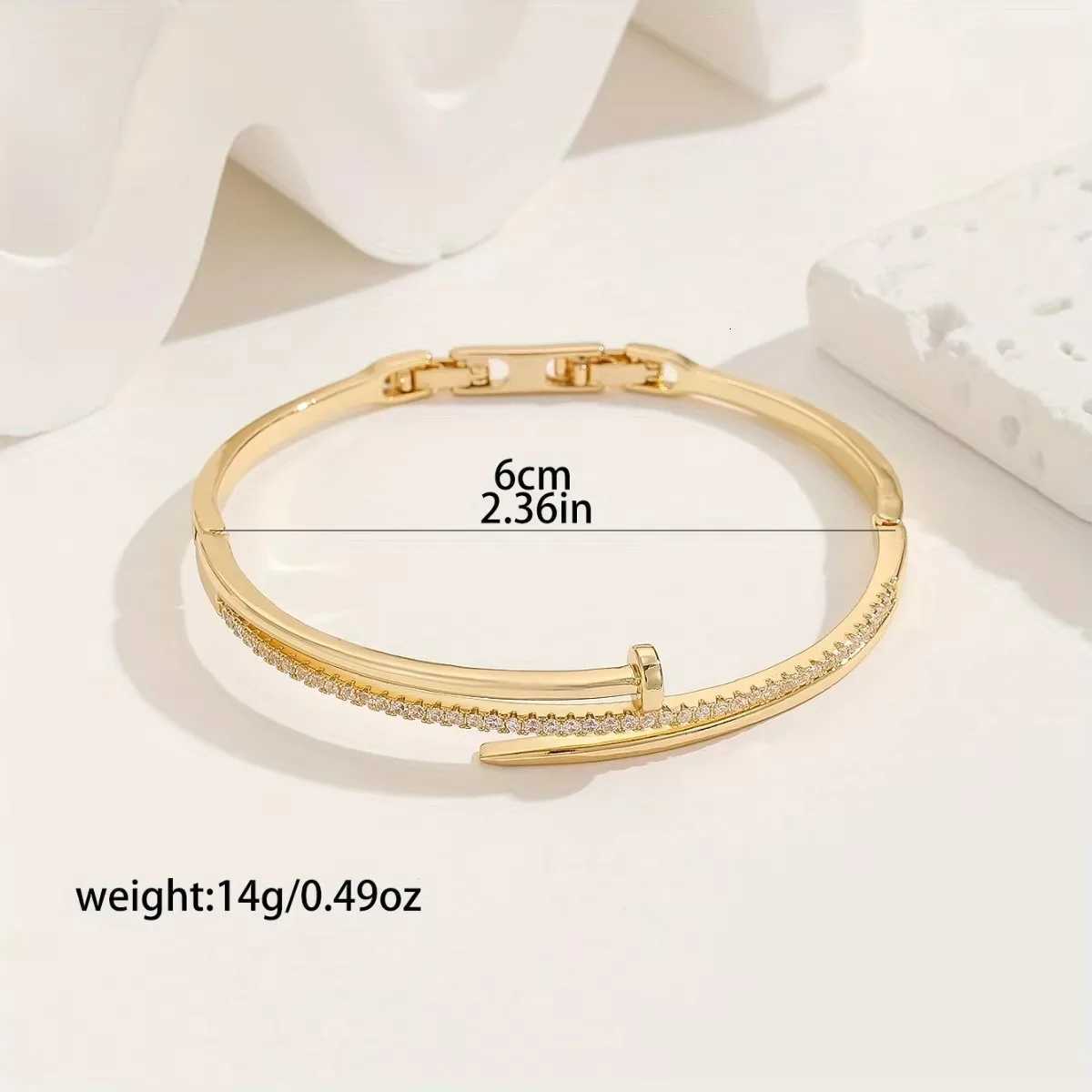 A Copper Inlaid Zircon Series Adjustable With A Sweet Romantic And Niche Design Perfect As A Gift For Girls H260323 - view 4