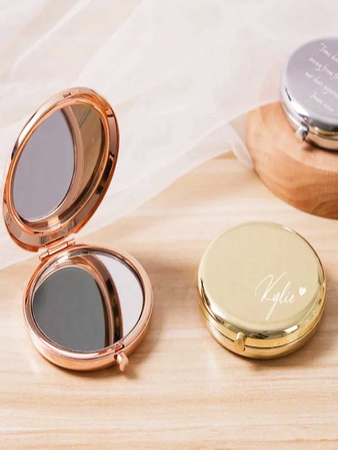 Personalized Compact Mirror Bridesmaid Gifts Birth Flower Makeup MirrorPocket Mirror For HerBridesmaid Thank You GiftBridal H260324