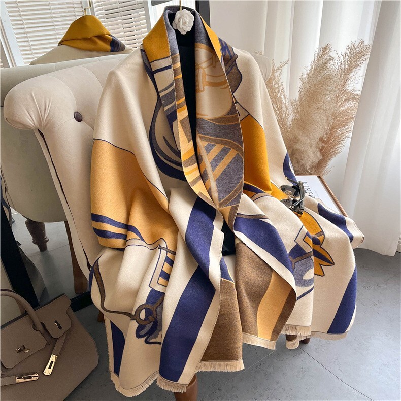 High-quality Women's Scarf Designer Shawl Luxurious Faux-sheepskin Scarf With Exquisite Touch Warm Neck Scarf Stylish And Elegant Accessory