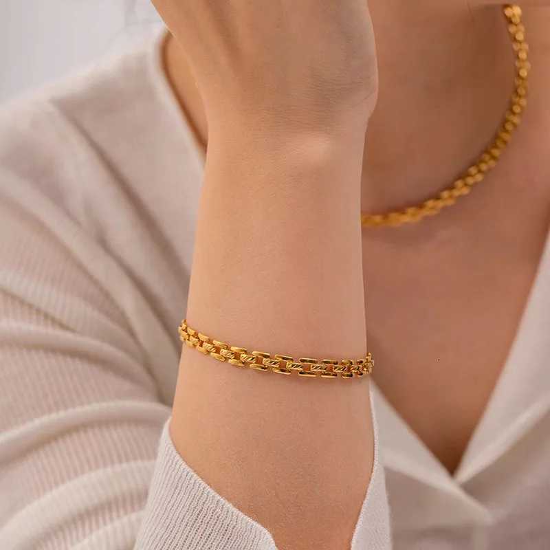 Square Link Watch Band Chain Style Cool Classic Minimalist Stainless Steel Gold Plated Fashion Jewelry Gifts For Women H260323 - view 3