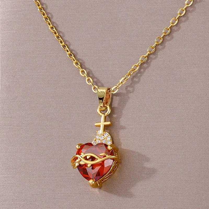 Huitan Orange Red/Green/Blue Heart Cubic Zirconia Pendant Necklace for Women Luxury Trendy Wedding Accessories Elegant Gift 2026 H260324 - view 3