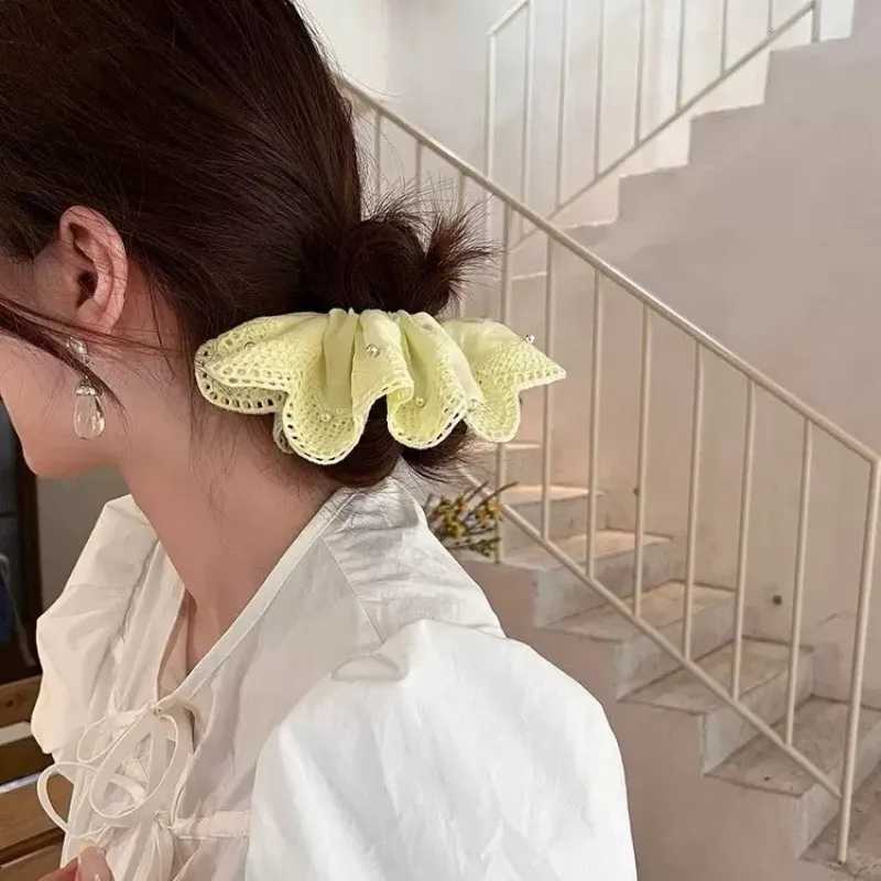 Atmospheric Lace Hollow Gentle Pearl Petal Edge Hair Ring Hair Accessories For Women H260324