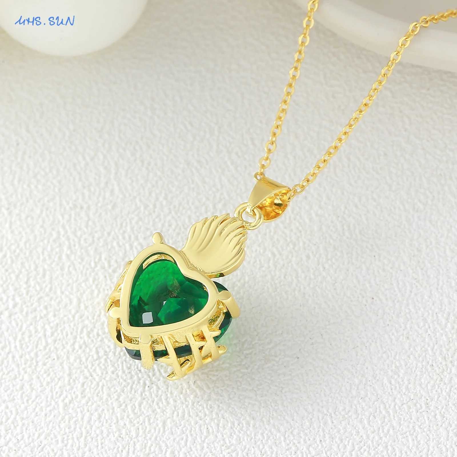 SUNSLL New Gold Plated Cubic Zirconia Emerald Sacred Heart Flame Thorn Cross Necklace Fashionable Versatile Women Jewelry Gift H260324 - view 3