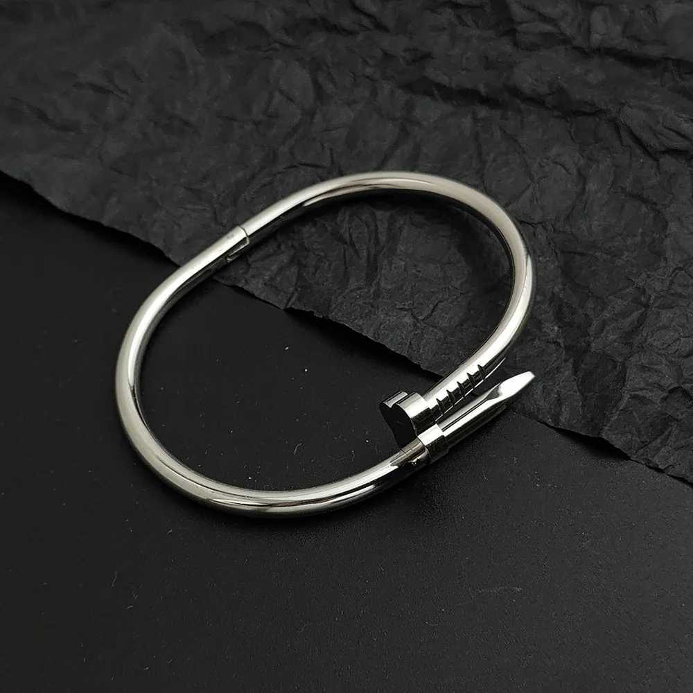 Cheap grass gold-plated stainless steel shaped womens bangle Thanksgiving Christmas and New Year gifts H260323 - view 5