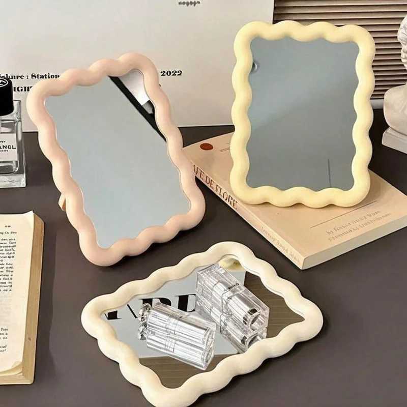 Cute Makeup Cream Wave Design Office/Mural Student Dormitory Room Decoration Travel Makeup Accessories Mini Mirror Convenient H260324