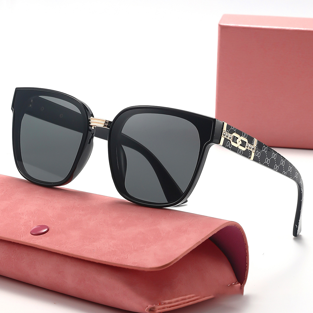 2026 summer new casual sunglasses square personalized designer trendy retro driving sunshade sunglasses for men and woman