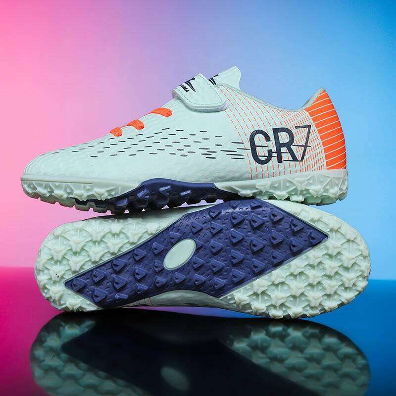 New Hot Children Boots Outdoor Trainers Soccer Shoes for Kids Boys Girls Hook Loop Football Cleats Futsal Sneakers28-39 26L0324