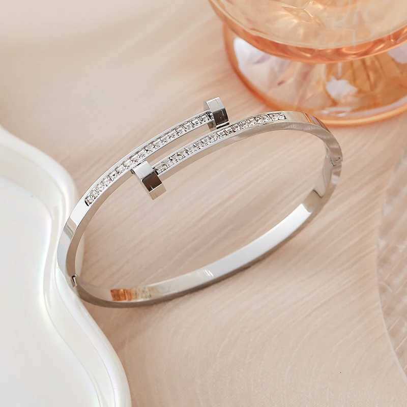 Womens Fashion Hexagonal Head with Square Rhinestone Stainless Steel for Casual Wear H260323 - view 6