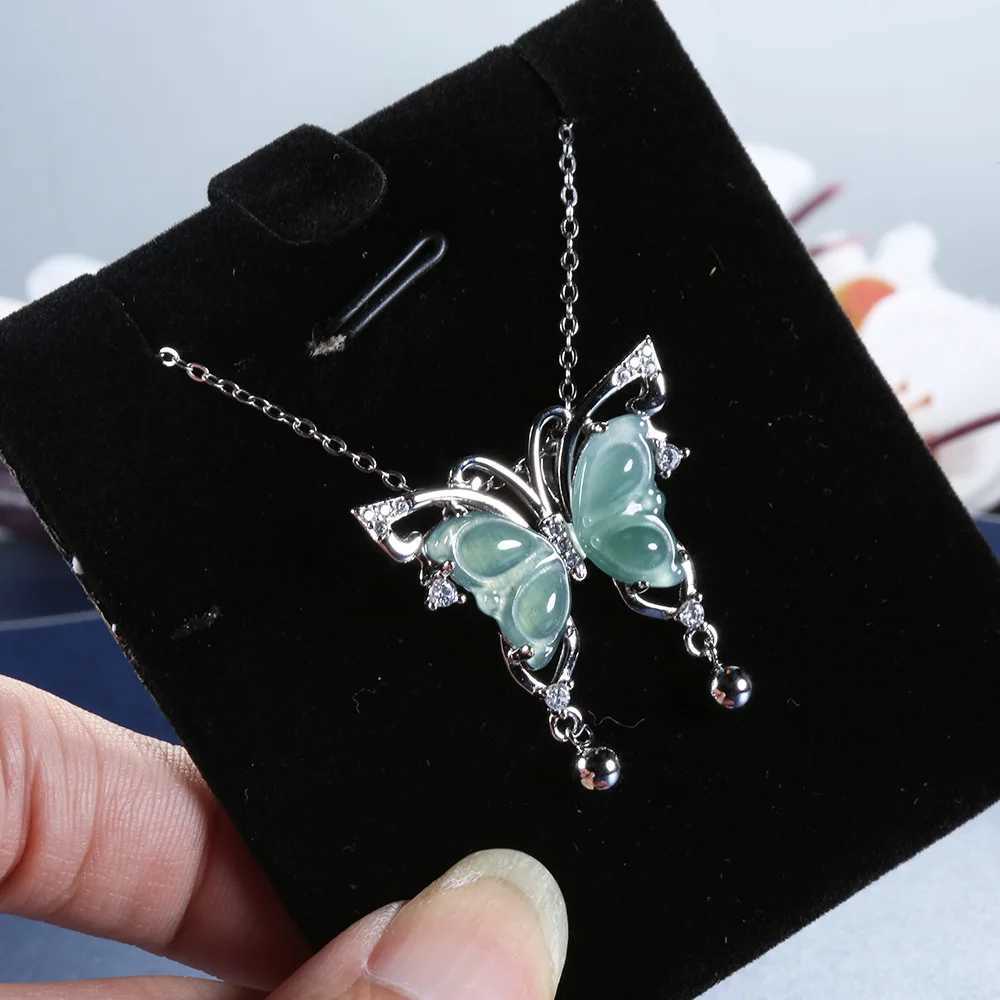 18K Gold Inlaid Natural Hazardous Material Blue Water Jade Butterfly Pendant for Summer Fresh Platinum PT950 Collarbone Chain H260324 - view 5
