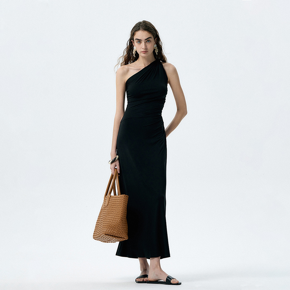 French-style Elegant Resort Dress With An Designer Dress Asymmetrical Neckline 2026 Summer Ankle-length Straight Beach Dress For Women