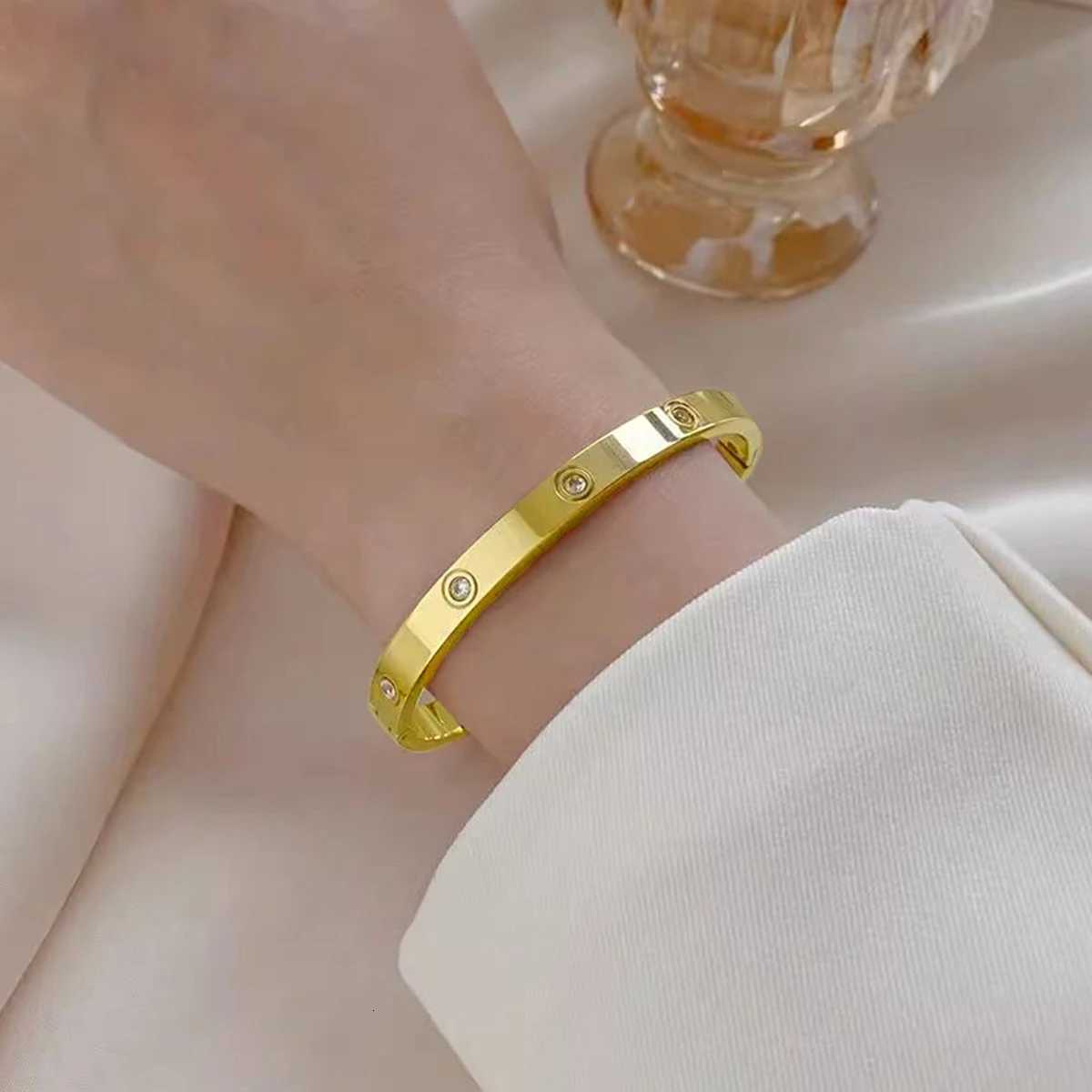 Luxury Stainless Steel Zircon for Women Gold Color Crystals Bangles Couple Jewelry Romance Wedding Gift H260323 - view 3