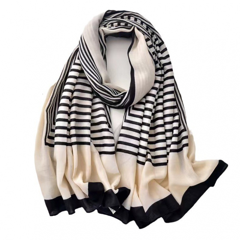 Soft-textured Geometric Pattern Women's Scarf Headscarf Fashionable Multi-functional Beach Towel In A Resort Style Designer Scarf