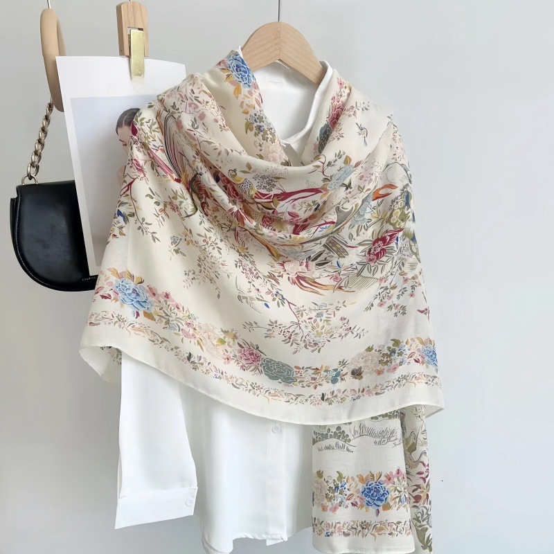Soft-textured Geometric Pattern Women's Scarf Headscarf Fashionable Multi-functional Beach Towel In A Resort Style Designer Scarf