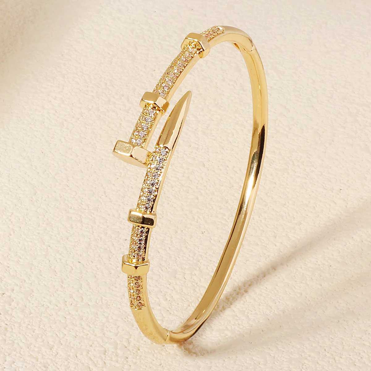 Classic Copper-Inlaid Zircon Open Bangle for Women Fashion Handmade For Stud Daily Jewelry Accessories As Gifts H260323 - view 3