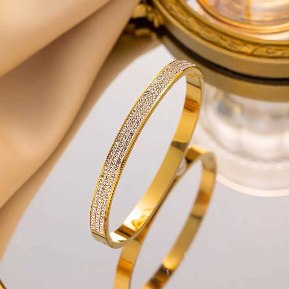 Stainless Steel Shiny Zircon Bangles for Women Girls Trendy Classic Can Open Accessories Jewelry Accessories Gifts H260323 - view 3