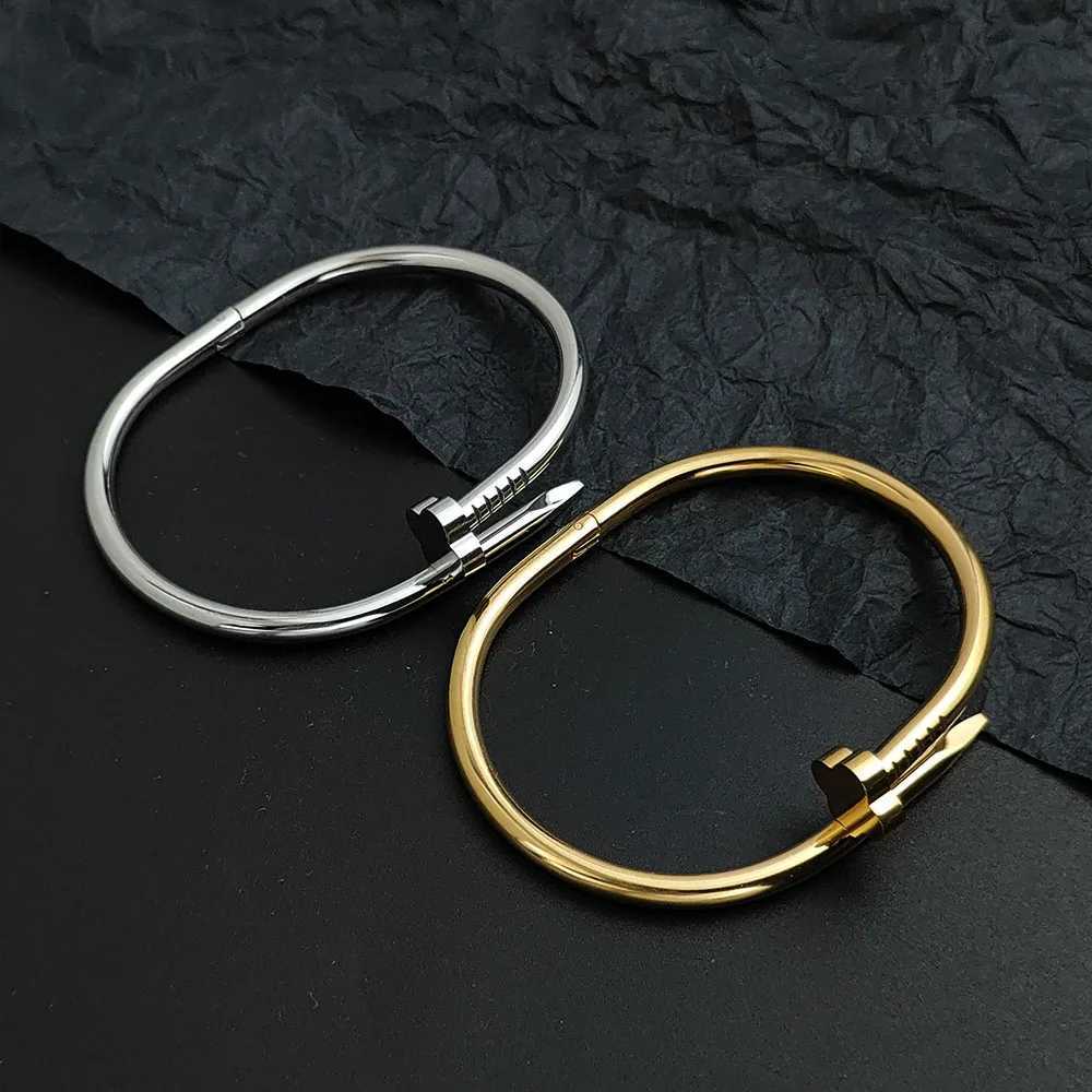 Cheap grass gold-plated stainless steel shaped womens bangle Thanksgiving Christmas and New Year gifts H260323 - view 6