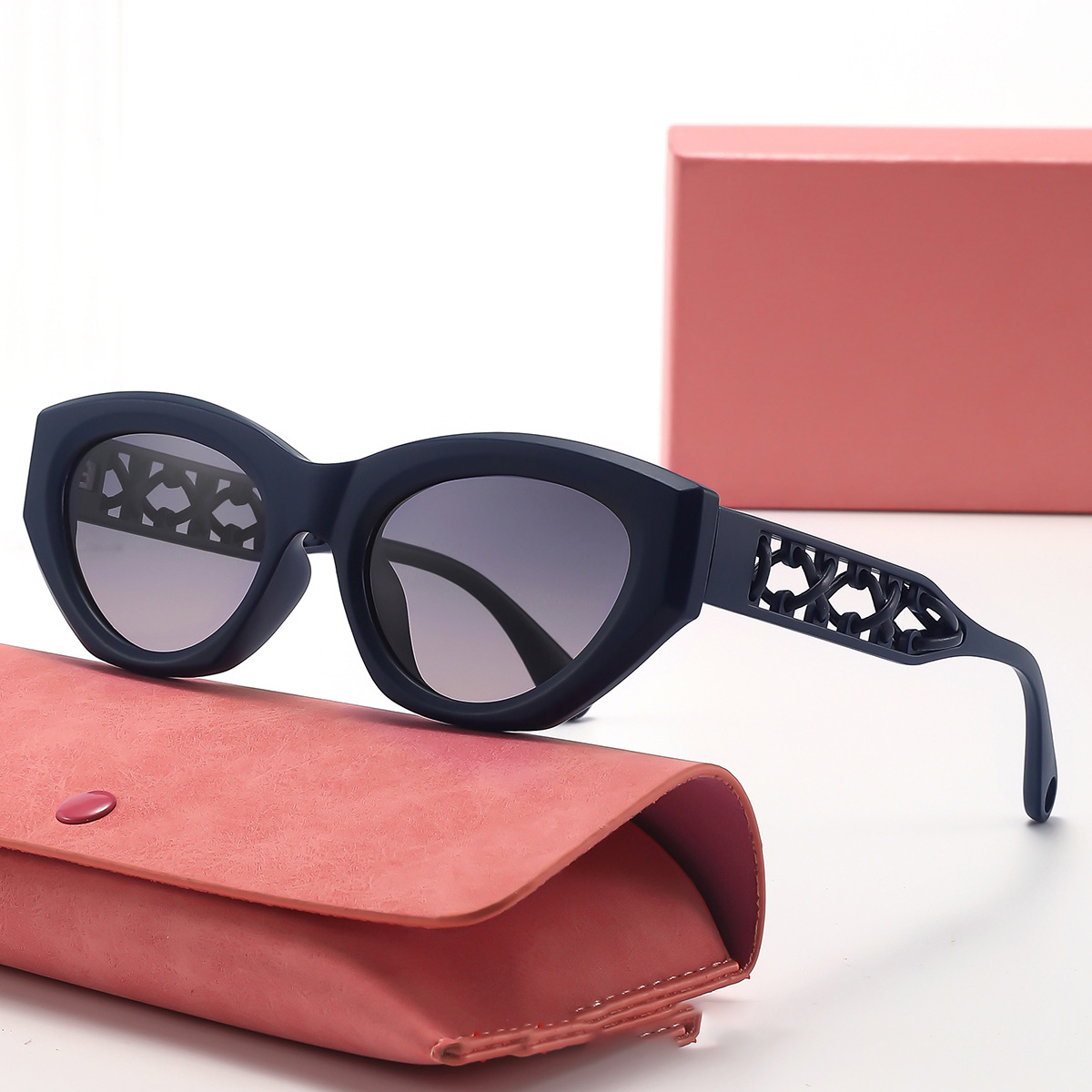 2026 summer new casual sunglasses square personalized designer trendy retro knit sunshade sunglasses for woman