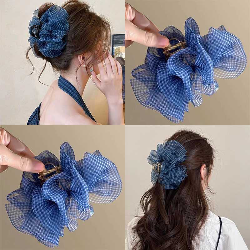 Plaid Blue Seersucker Hair Clip for Woman Elegant Temperament Shark Clip Fashion Girl Back of The Head Ponytail Clip Hair Clamp H260324