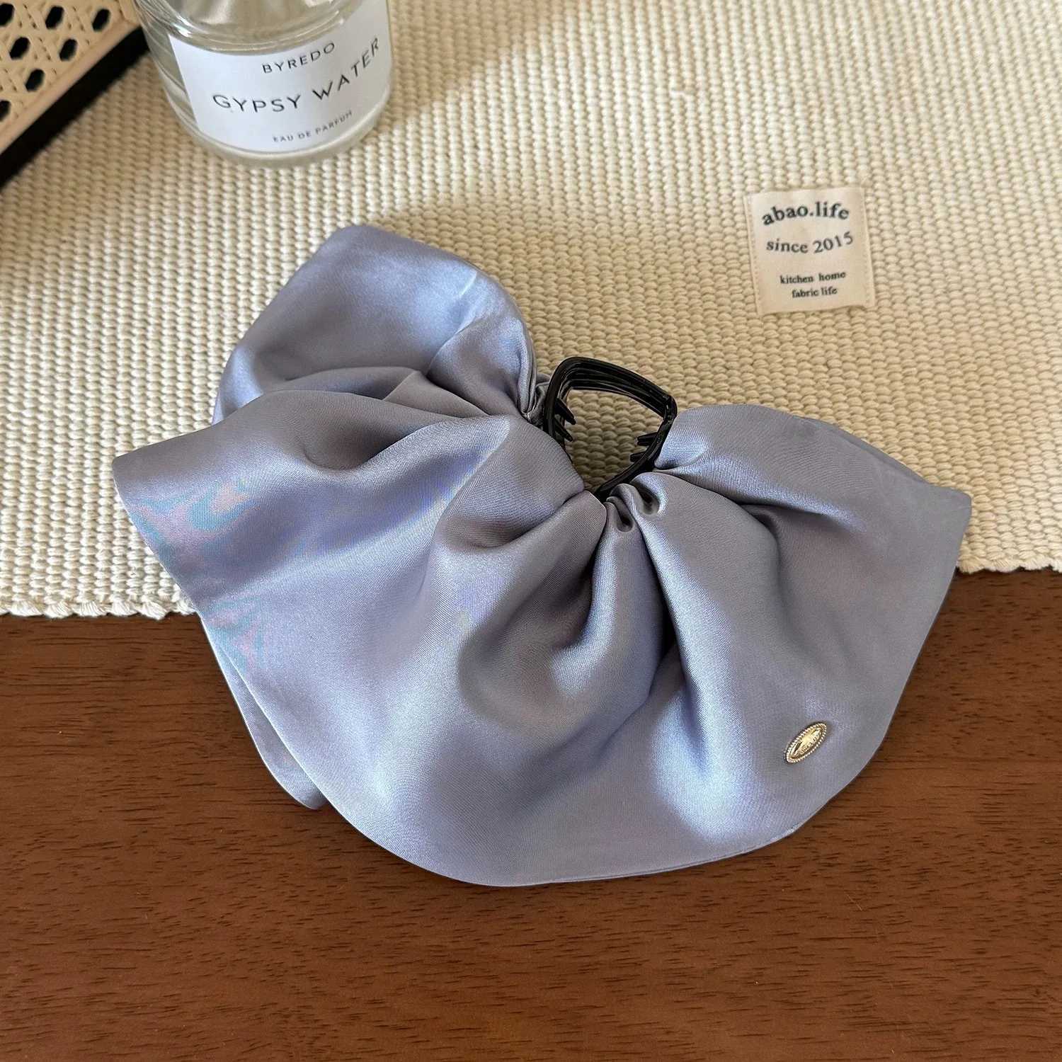 Satin Large Bow 4CM Hair Claw Clips Ponytail Holder Women Girls Hair Barrettes Clamps Hairpins Hair Accessories Fashion H260324