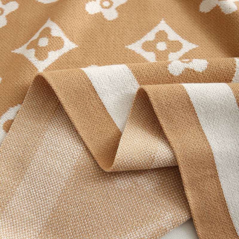 Blanket Knitted Wool Light Luxury Air Conditioning Soft Warm For Airplane Office Sofa Car Nap