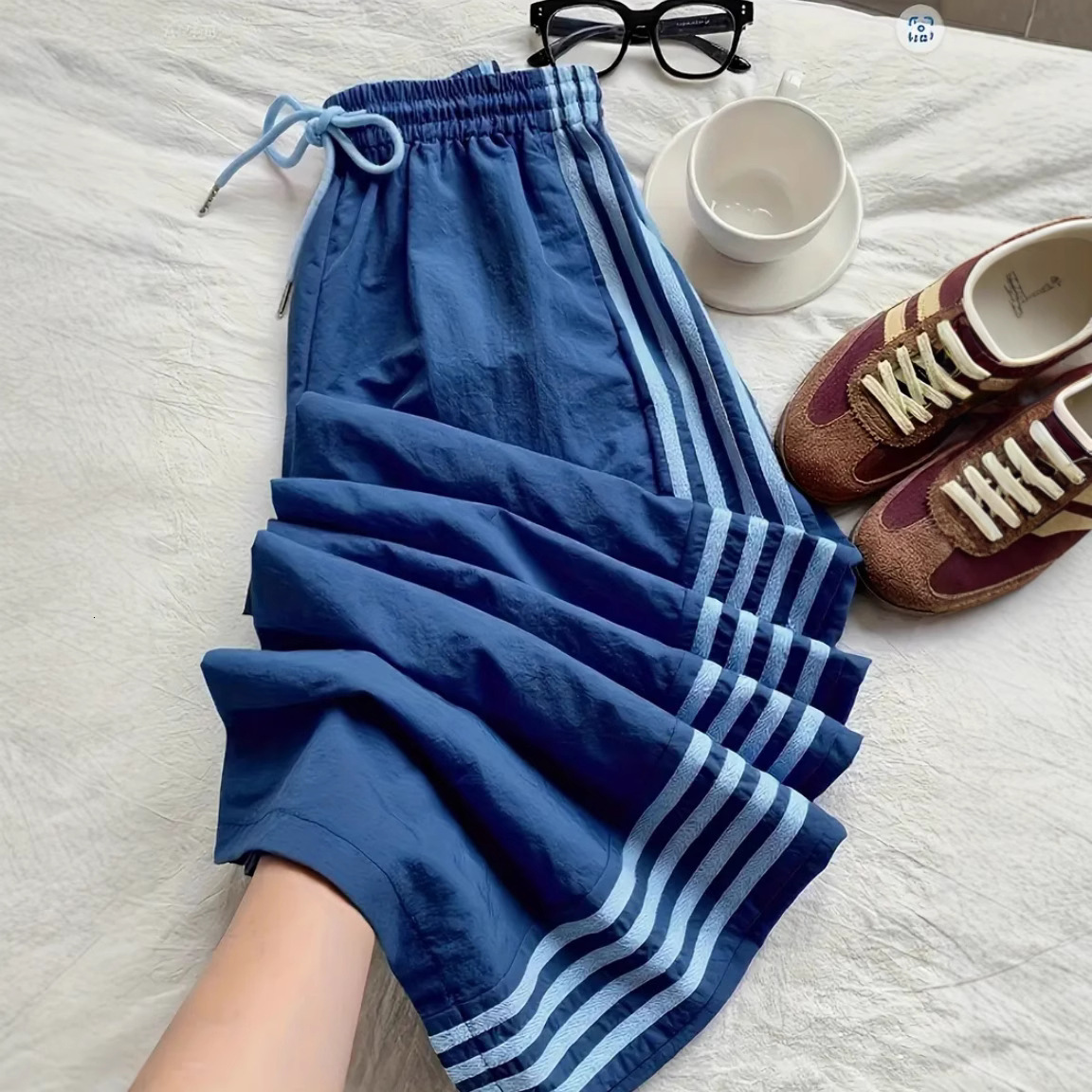 2025 American casual summer new vintage four-stripe sports with high waist and drawstring design, slimming wide-leg pants