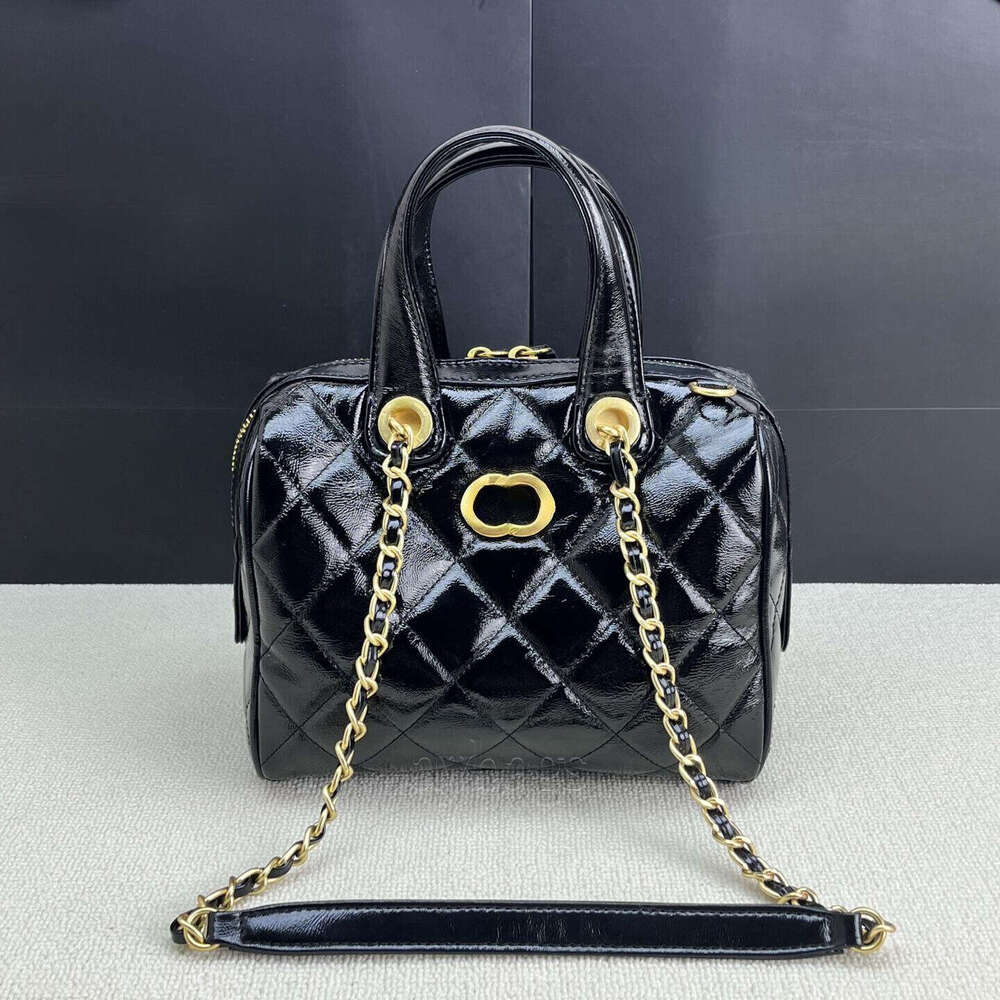 Shoulder Bag Designer Bag Oil Wax Leather Bowling Bag Versatile Casual Handbag Designer Single Crossbody Bags Fashion Chain Bowling Bag Exquisite Pillow Bag