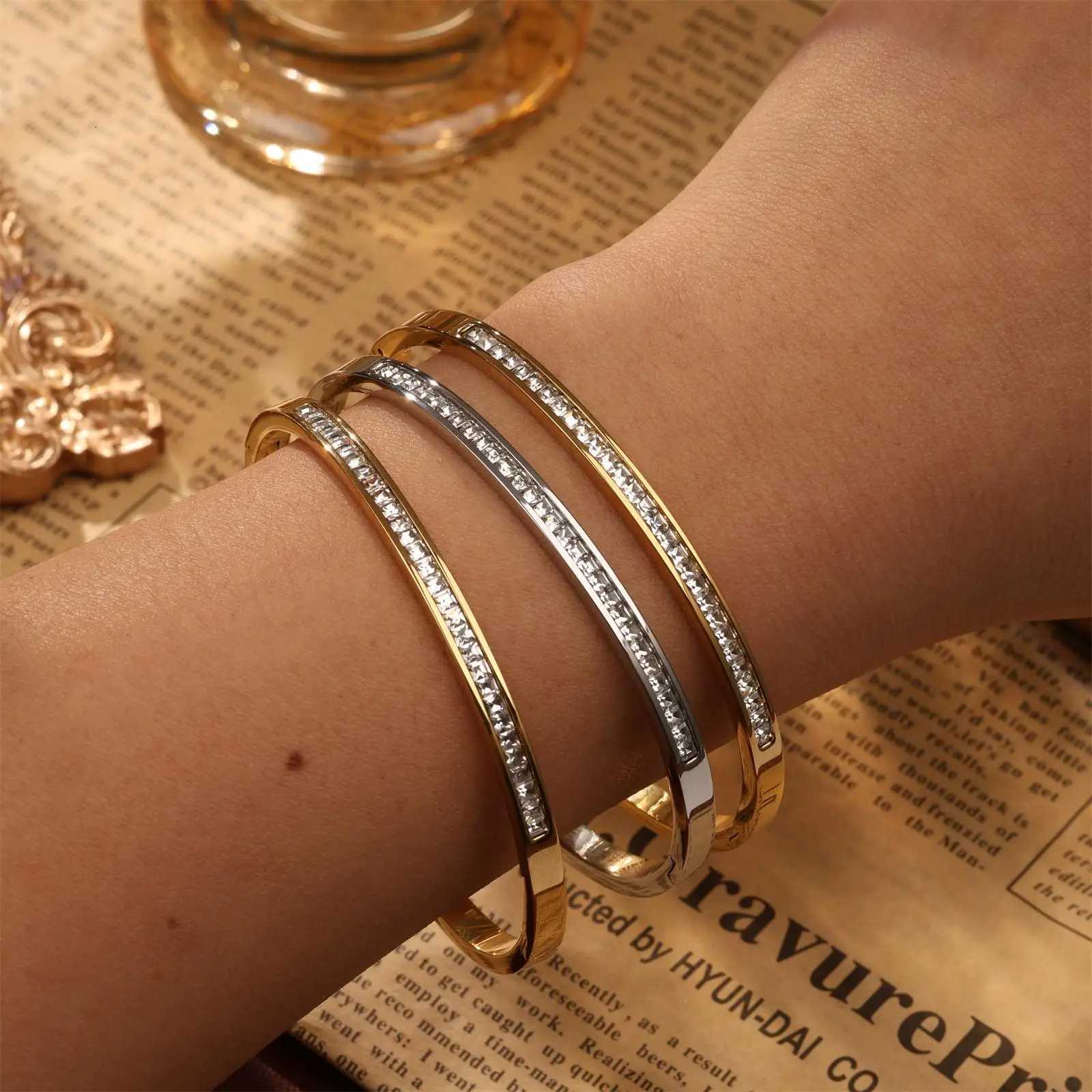 RAKOL Simple 316 Light Luxury Titanium Steel Jewelry Womens High Quality Multi Functional Non-fading Hand Jewelry H260323 - view 4