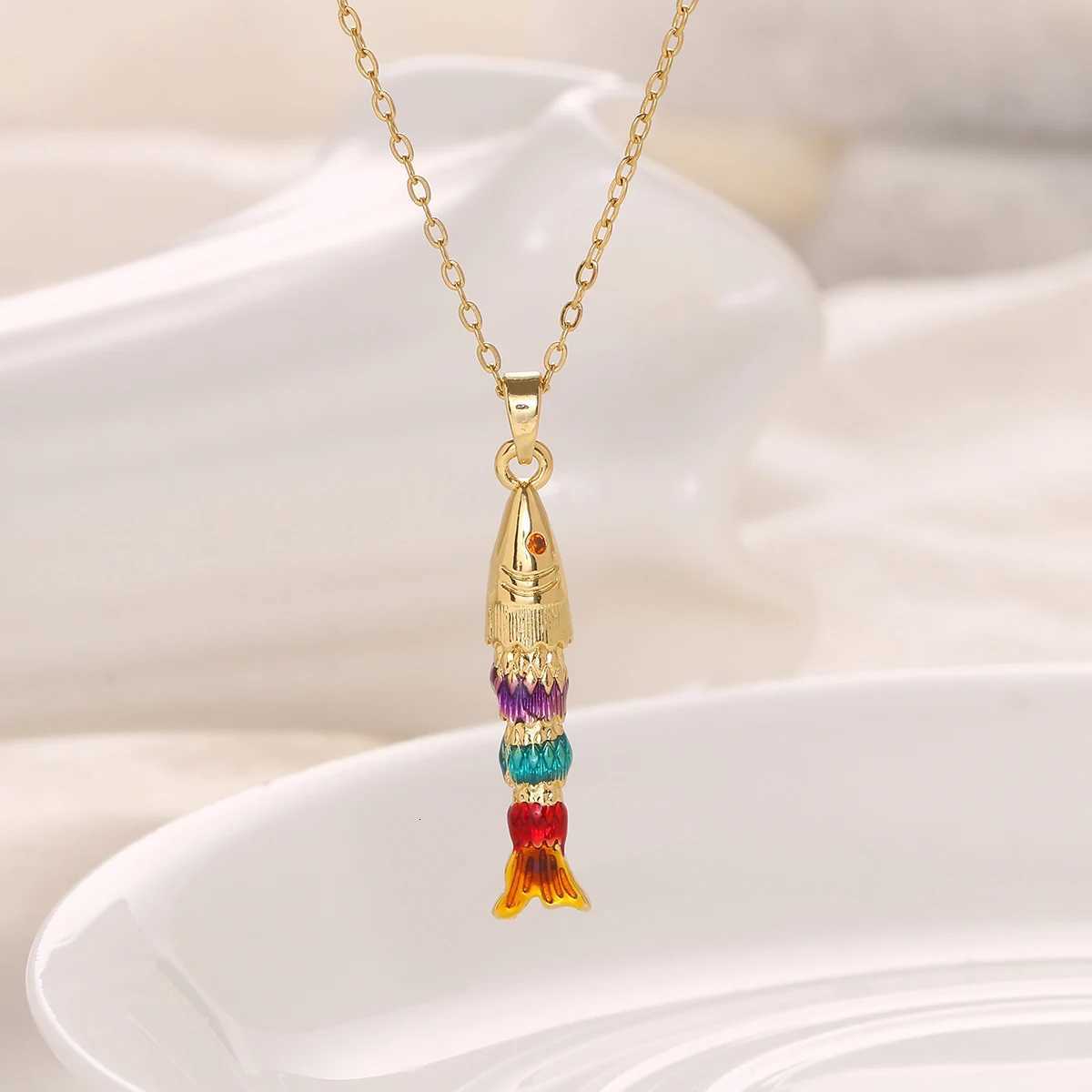 Elegant Stainless Steel Small Fish Necklace for Women Fashionable Colorful Marine Creature Pendant Jewelry H260324 - view 5