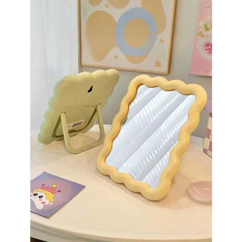 INS Style Cute Wavy Makeup Mirror Desktop Standable Wall Mounted Portable Carry on For Student Dorm Office Small Vanity H260324