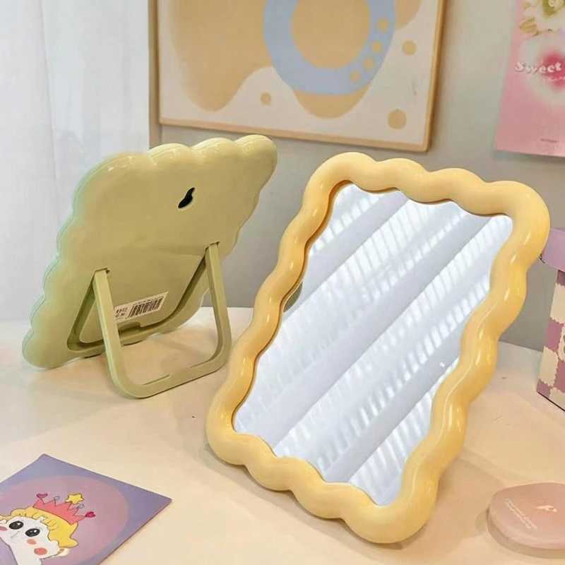 Cute Makeup Cream Wave Design Office/Mural Student Dormitory Room Decoration Travel Makeup Accessories Mini Mirror Convenient H260324