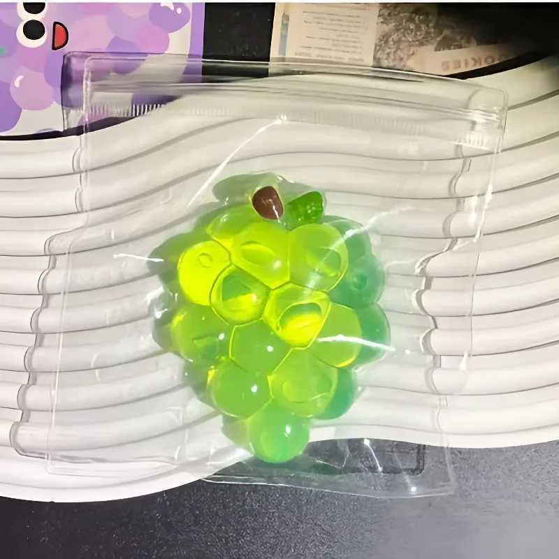 Squishy Fruit Grapes Fidget Toy Squeeze Stress Relief Hand Toy Anti-Anxiety Fruit Stretchy Slow Rising Toy Creative Sensory Toy H260324