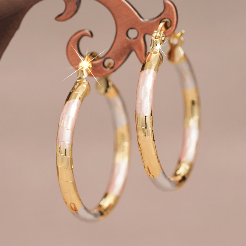 Gold Hoop Earrings for Women 14K Gold Plated Textured Chunky Hoop Earrings Hypoallergenic Large Circle Earrings Fashion Jewelry Gift