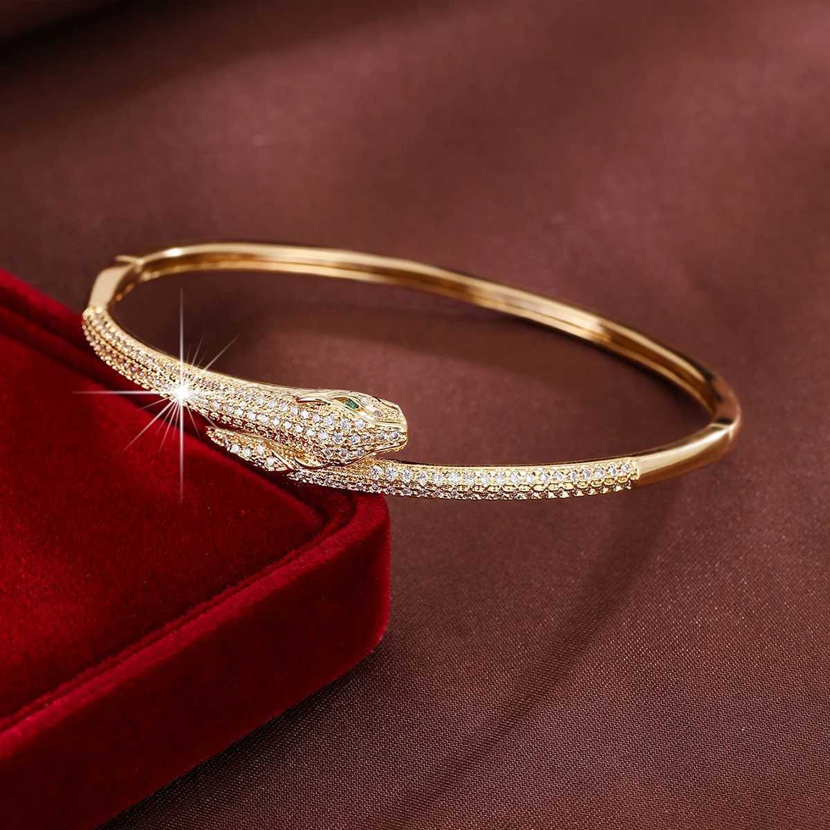 Personalized Snake-Shaped Synthetic Zirconia Womens For Banquet Gifts As A Jewelry Accessory H260323 - view 4