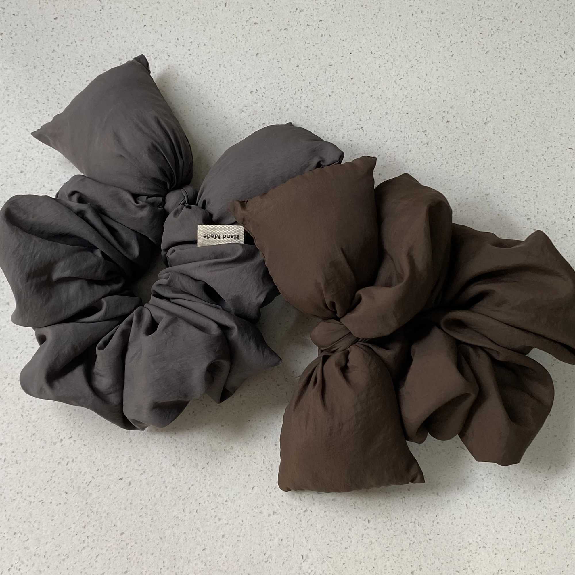 1pc Oversized Bow Hair Scrunchies Set Brown And Gray Large Bow Hair Ties Chic And Voluminous Hair Accessories For Women H260324