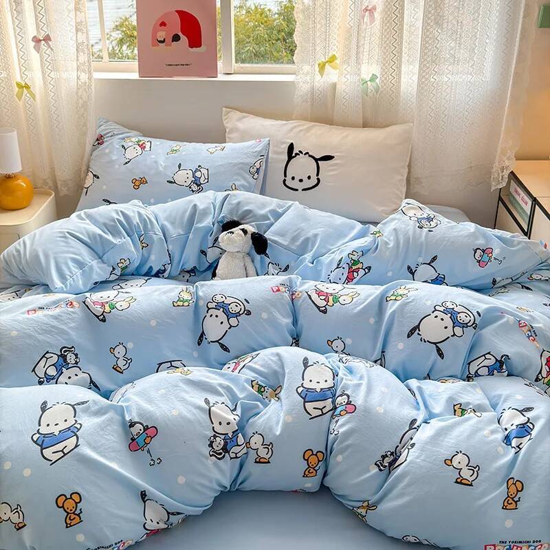 4Pcs/Set Hello Kitty Four piece duvet set Sanrio Cute Anime Cartoon Creative Home Dormitory Bed Sheet Pillowcase Kawaii Three Piece Set
